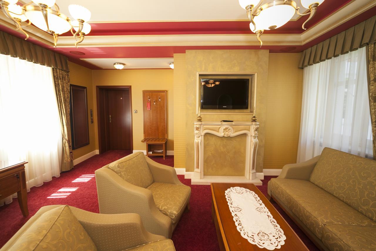Hotel Przy Mlynie Rybnik  Extérieur photo