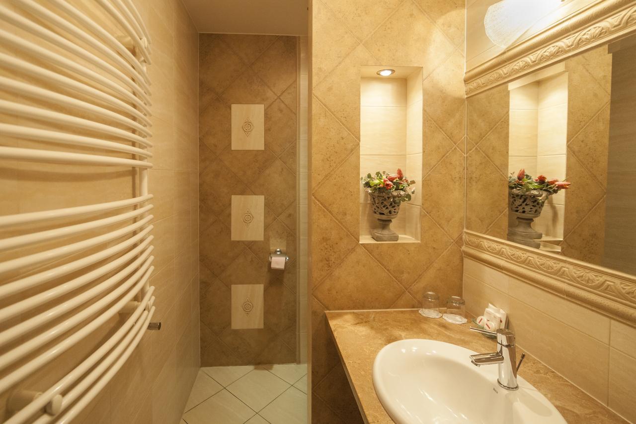 Hotel Przy Mlynie Rybnik  Extérieur photo
